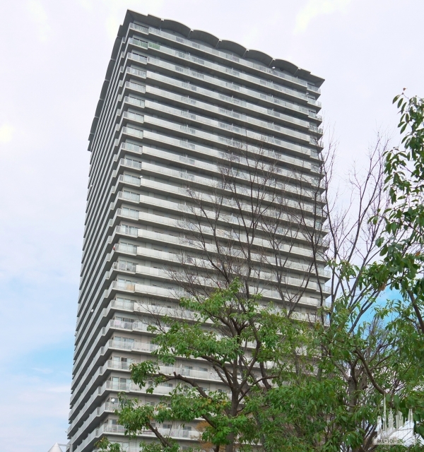 Famile Tower Plaza Okayama