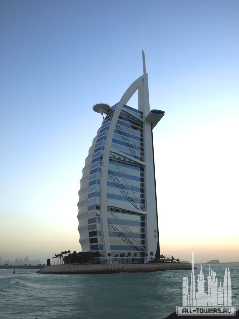 Burj al Arab \ Отель Бурдж аль-Араб (высота 321 м.) в Дубае. Фотографии,  описание, адрес