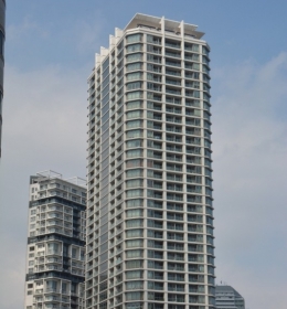 Nabeaure Yokohama Tower Residence