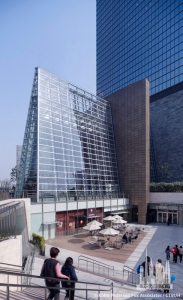 shanghaiworldfinancialcenter_exterior-courtyards_(c)kpf