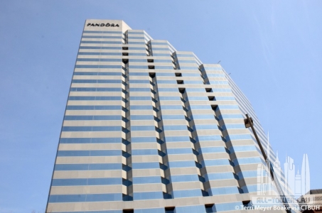 250-west-pratt-street_terri-meyer-boake1