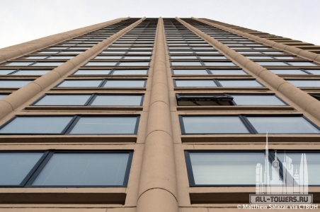 harbortowersi_ext-upfacade_(c)matthew__salazar