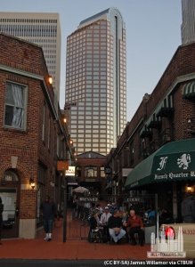 onewellsfargocenter_ext-overallup_(cc-by-sa)james__willamor