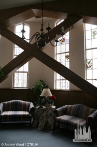 templebldg_interiorbracing_aw