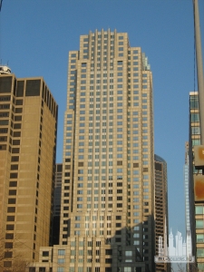 1200px-Heller_International_building_Chicago