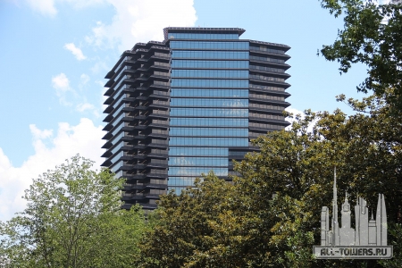 1200px-Three_Ravinia_Drive,_Dunwoody,_GA_July_2017