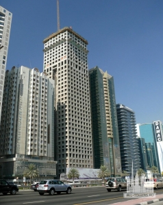 Khalid_Al_Attar_Tower_2_Under_Construction_on_22_November_2007