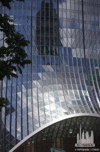 kingkey100_entrance_detail_(c)tfpfarrells