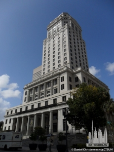 miami-dade-county-courthouse_daniel-christensen1