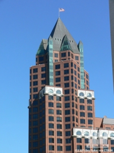 milwaukeectrmke_ext-top_(cc-by)bev__sykes