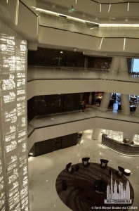 guangzhouifc_int_atrium_(c)terrimeyerboake