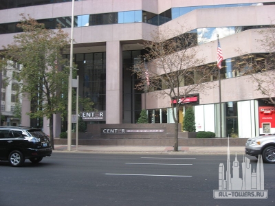 800px-Center_at_600_Vine