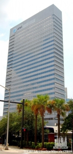 atttower_ext-overallup_(cc-by-sa)lonestarmike