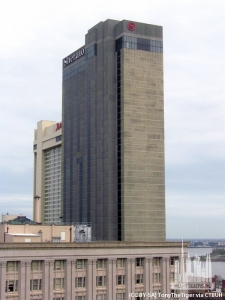 sheratonneworleans_ext-overall_(cc-by-sa)tonythetiger