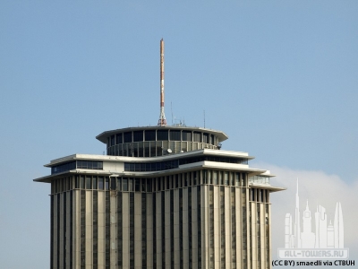 worldtradecenter_ext-top_(cc-by)smaedli