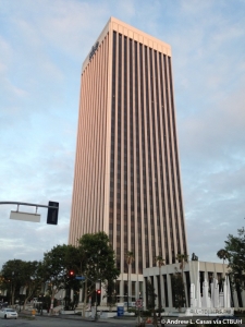 5900-wilshire_andrew-l-casas11