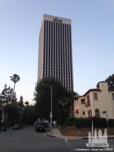 5900-wilshire_andrew-l-casas3