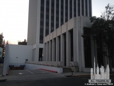 5900-wilshire_andrew-l-casas4