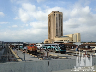 mta-building_andrew-l-casas4