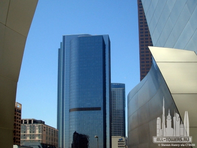 californiaplaza_ext-viewfromdisney_(c)stevenhenry