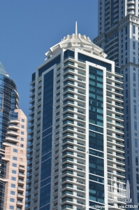 emirates-crown_terri-meyer-boake1