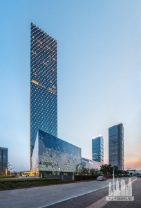 nanchanggreenlandzifeng-fromroad_(c)som