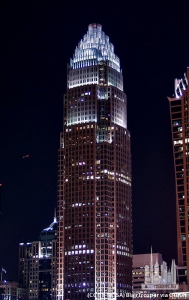 bankofamericacorporatecenter_ext-overallnight_(cc-by-nc-sa)blairtrosper