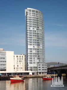 obeltower_ext-overall_(cc-by-nc-nd)steveinleighton