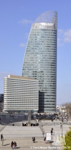 tourt1_ext_closeup_(c)terri_meyer_boake