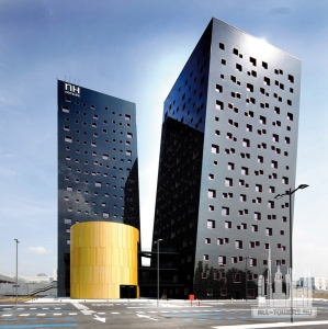 2015-10-13-17-23-23_nhhotelfieramilano_ext-full-2_(c)ing.__domenico__insinga