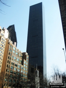 trumpworldtower_exterior-street_(c)jonforman