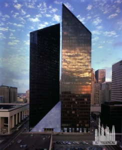 pennzoil-place-signature_hres_web