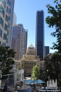 aon-center_daniel-safarik2