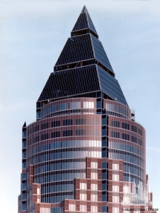 messeturm_exterior-topdetail_(c)murphyjahn