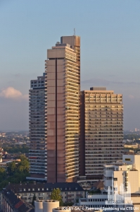 uni-center_ext-full3_(cc__by-sa)(c)raimond__spekking