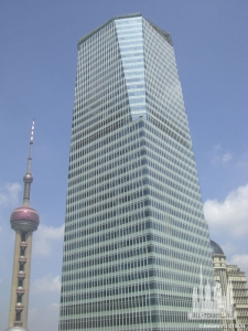 shanghaiifc_ext-northtower_(c)aecom