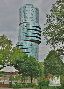 8939267863_5d9962002a_b