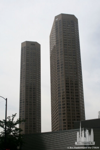 presidentialtowers3-4_ext-overall_(c)aricaustermann