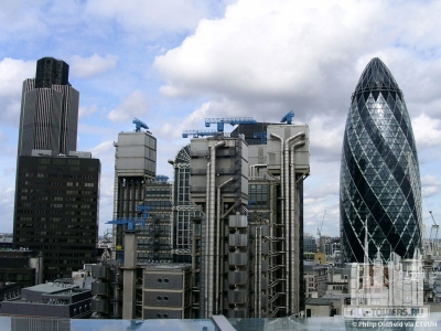 lloydsbuilding_ext-context_(c)philipoldfield