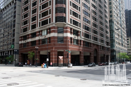 marmonbuilding_ext-base_(c)aricaustermann