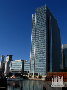 5238086900_4824b3a456_b