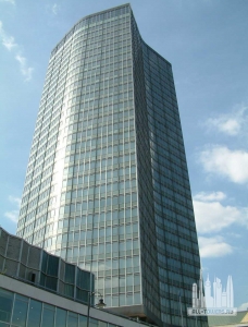 Millbank_Tower,_Westminster,_London,_24Apr04