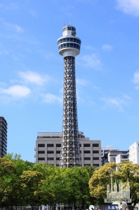 Yokohama_Marine_Tower_2013