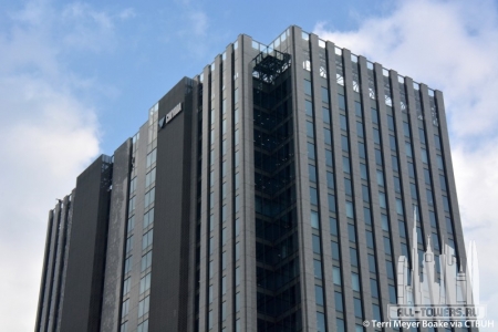 minato-mirai-grand-central-tower_terri-meyer-boake3