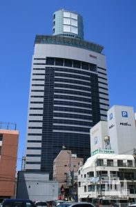 NTT_DoCoMo_Tohoku_Building_from_south_2010-06-01