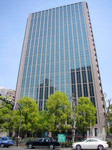 Dojima_avanza01_2048