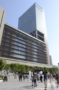 jr-osaka-station-new-west-building_terri-meyer-boake4