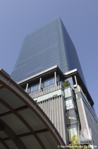 grand-front-osaka-tower-b_terri-meyer-boake3