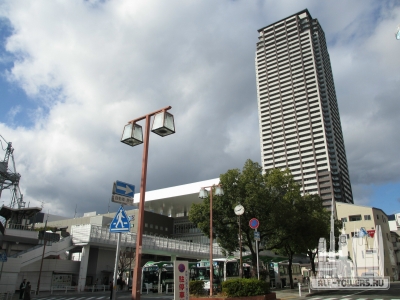 Mikage_Classe_-_Mikage_Tower_Residence_-_panoramio