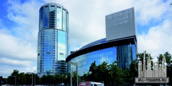 source.dem_2.crop(0x55x1200x655).resize(700x350x64x0)